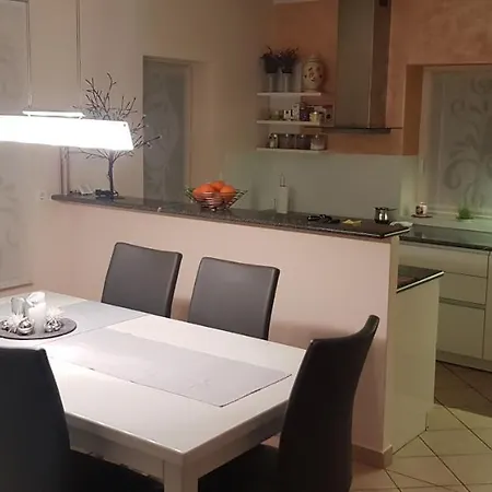 Villa House Inside Ring